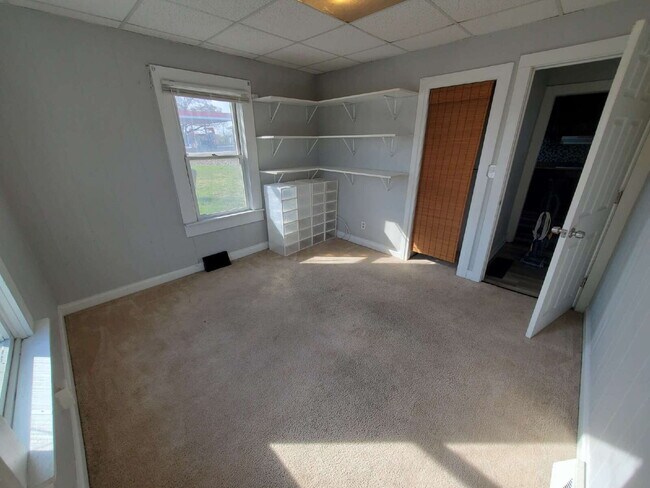 Building Photo - Charming 1 Bedroom Bungalow – A Special Place to Call Home!