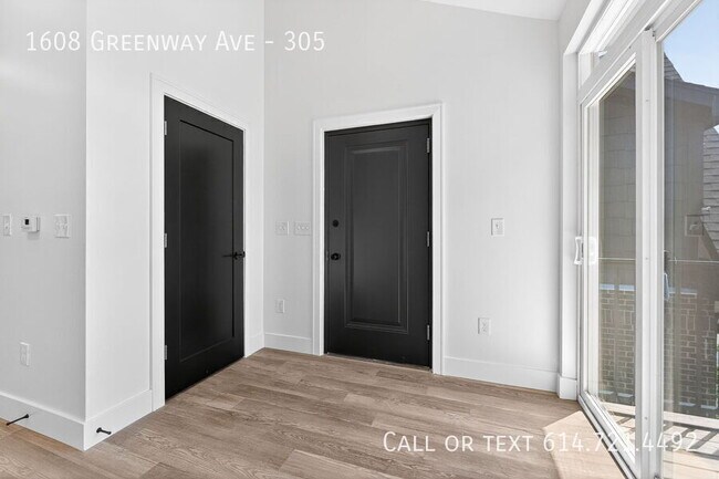Building Photo - 1608 Greenway Ave