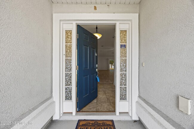 Building Photo - 2772 Bluff Estate Way