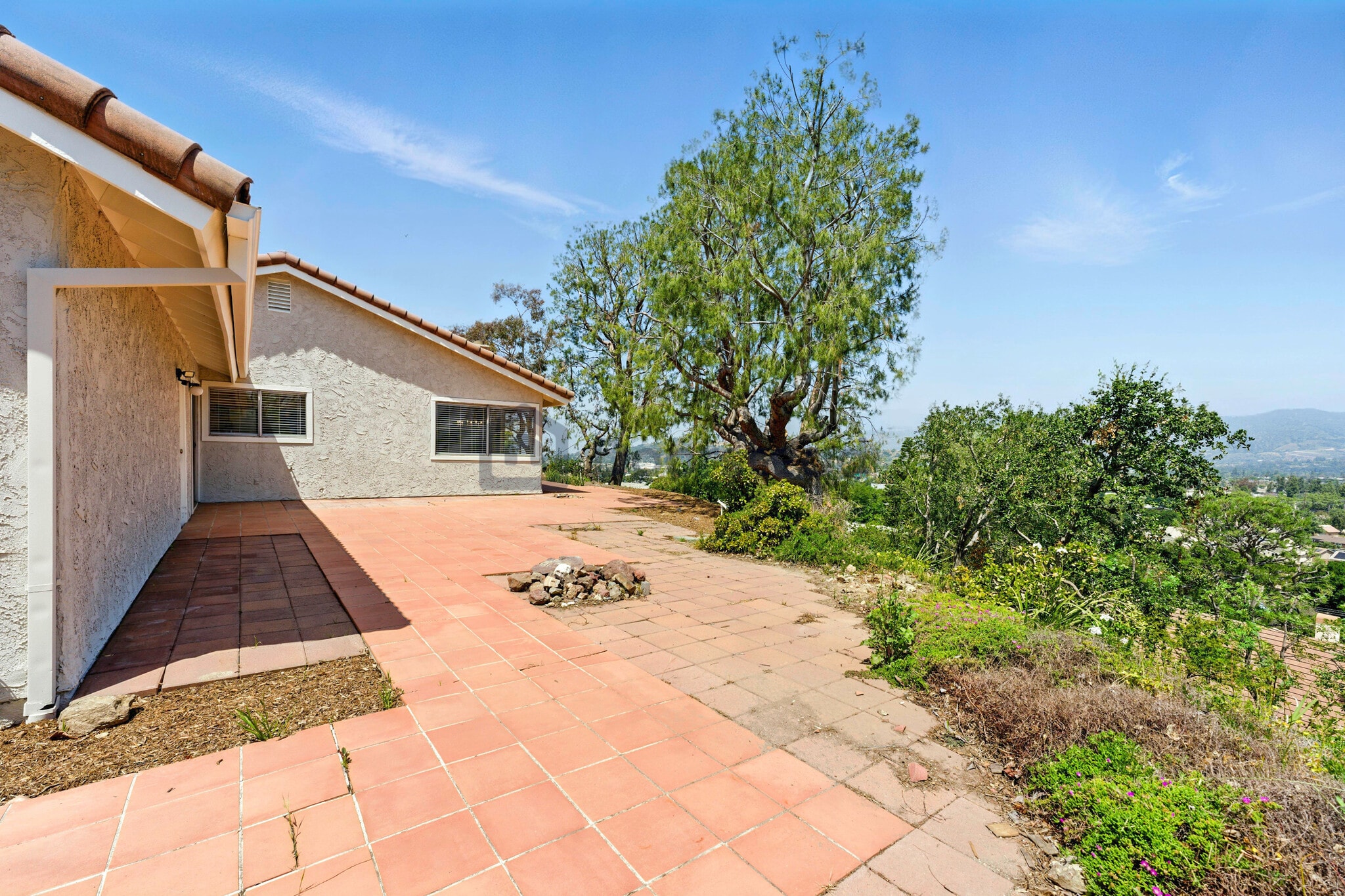 Building Photo - 609 Hoover Ct