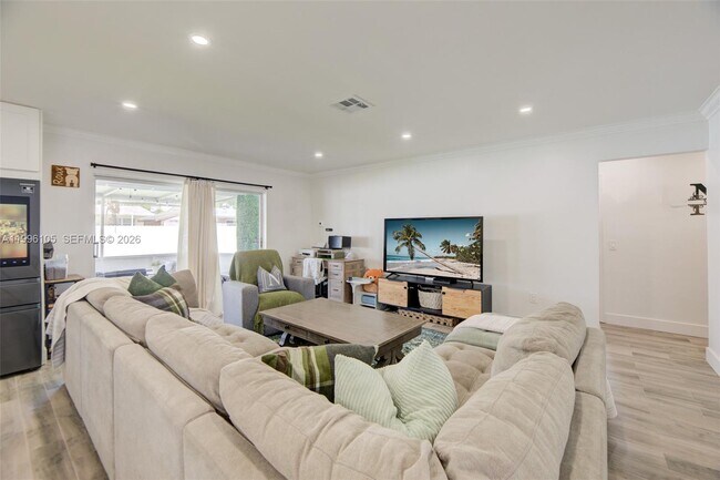 Building Photo - 8461 NW 16th St