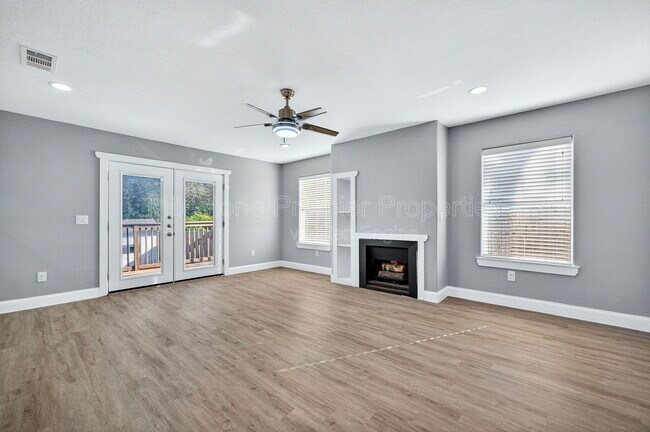 Building Photo - 1803 W Hull St