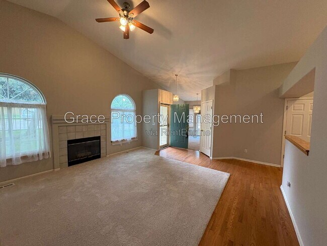 Building Photo - 8340 S Upham Way
