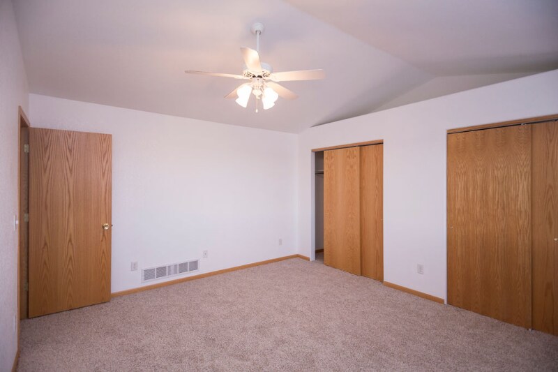 Building Photo - 4154 La Junta Dr