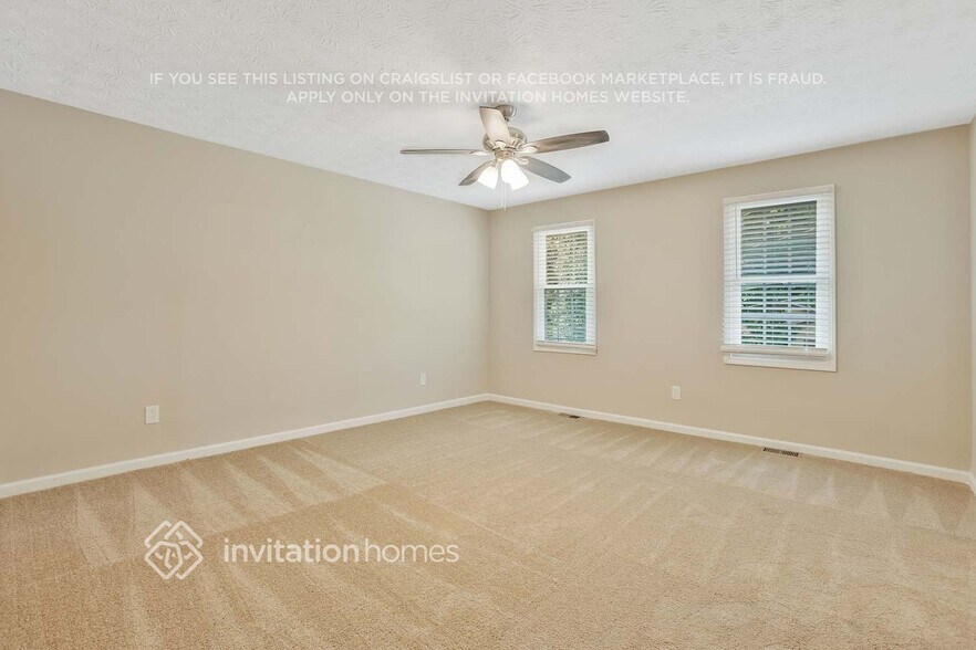 Building Photo - 3828 Willow Wood Way NW