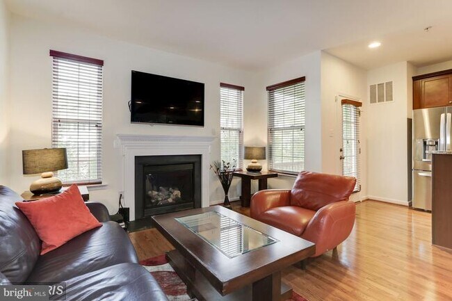 Building Photo - 13318 Latrobe Ln