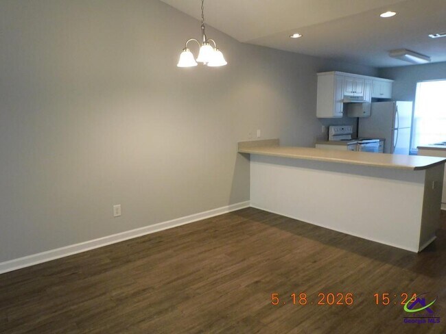 Building Photo - 122 Kingston Village Dr