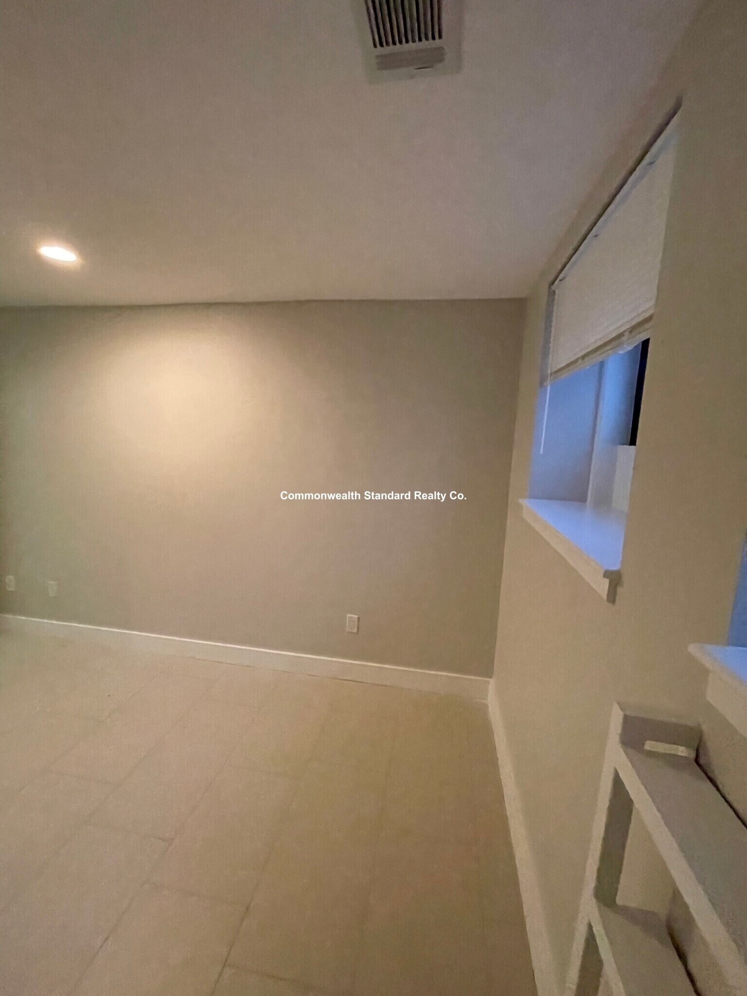 Building Photo - 557-559 Columbus Ave. Unit B-3