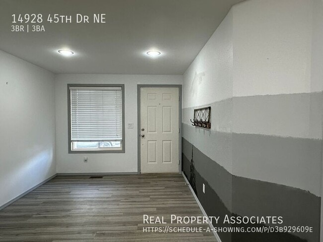 Building Photo - 14928 45th Dr NE