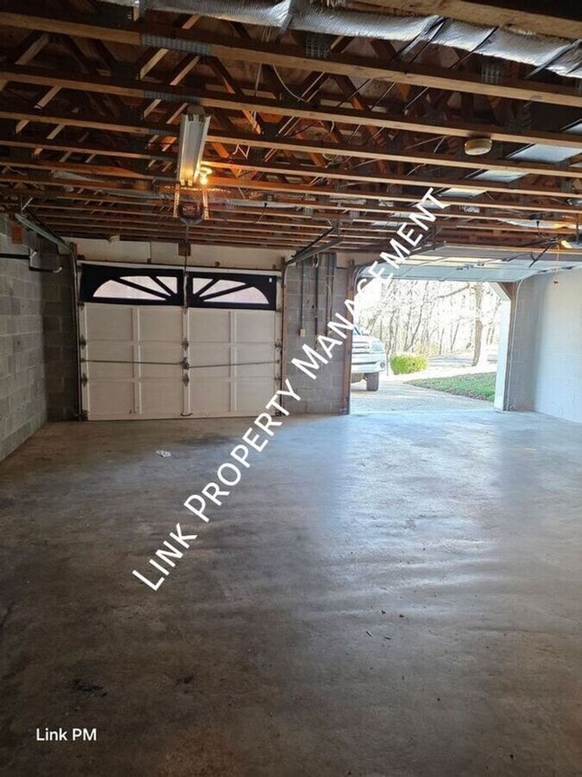 Building Photo - 6626 Shirley Pond Rd