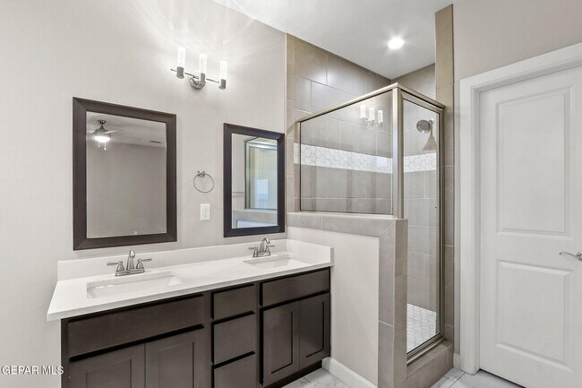 Building Photo - 3496 David Palacio Dr