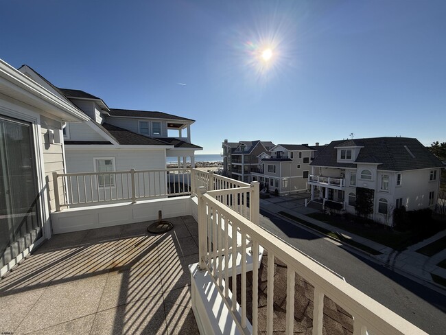 Building Photo - 103 S Andover Ave