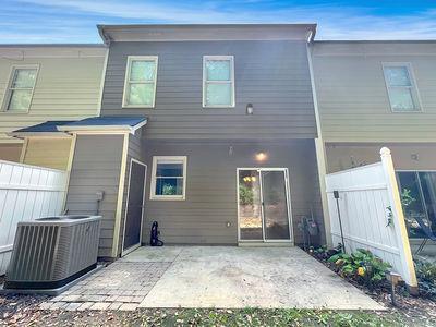 Building Photo - 1232 Harris Commons Pl