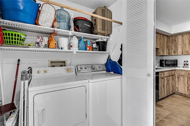 Building Photo - 1424 NW 113th Way