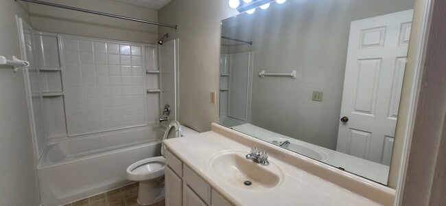 Building Photo - 1416 Missouri Ave