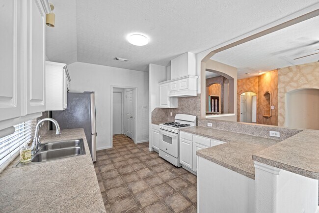 Building Photo - 12918 Stratford Mill Ln