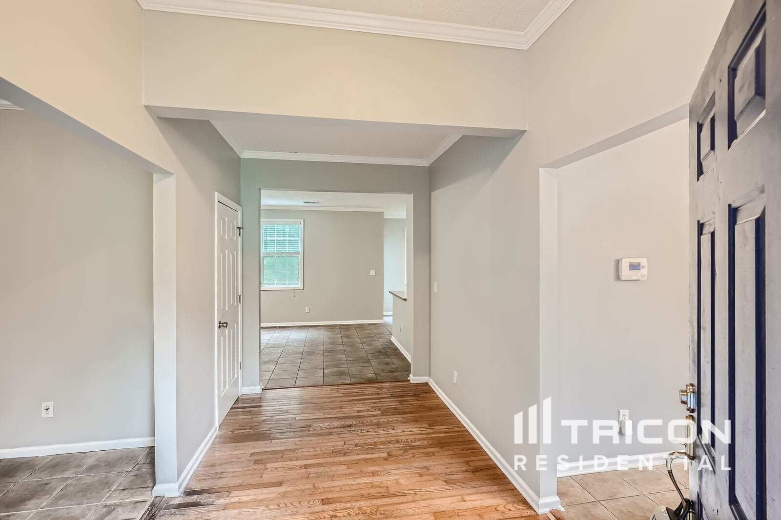 Building Photo - 150 Heathridge Dr