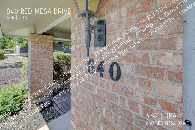 Building Photo - 840 Red Mesa Dr