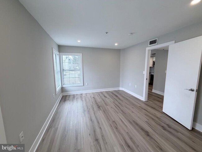 Building Photo - 15777 Easthaven Ct