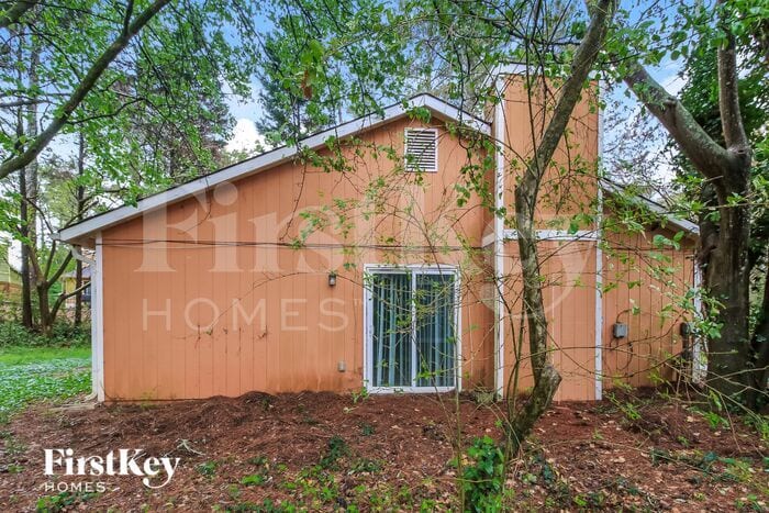 Building Photo - 6168 Creekford Dr