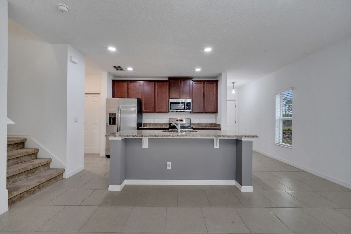 Building Photo - 1212 Pensacola Ct