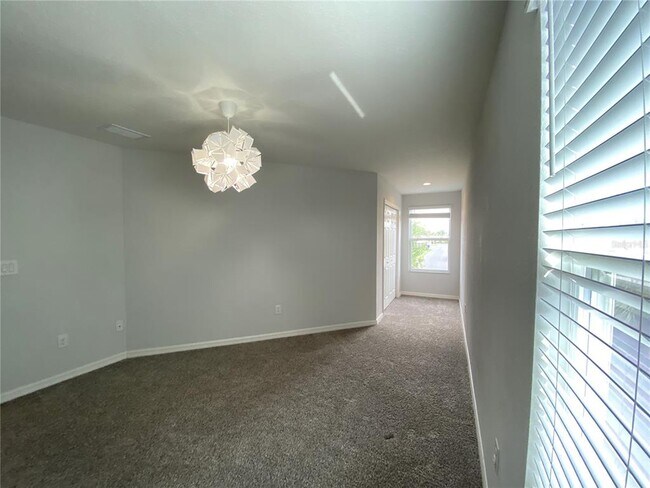 Building Photo - 1050 Grantham Dr