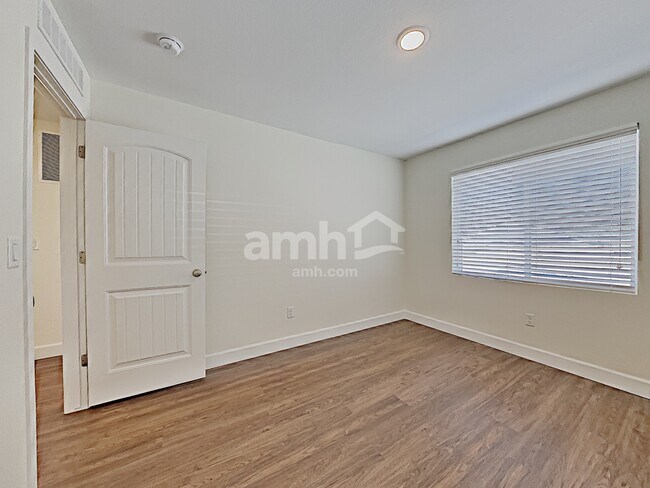 Building Photo - 4283 Crestone Peak St