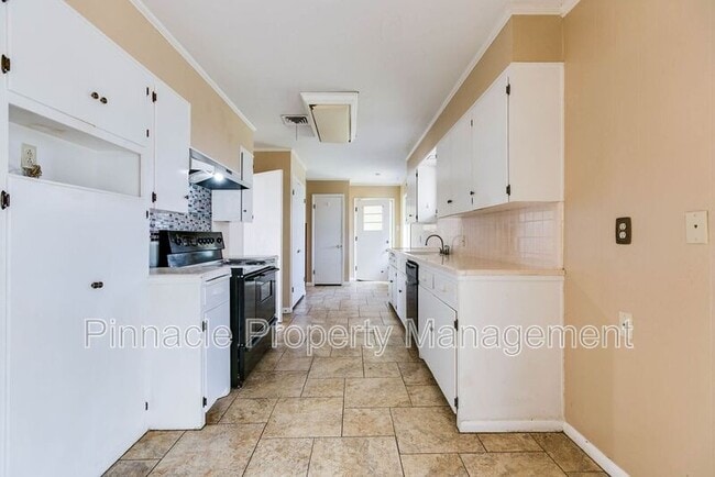 Building Photo - 2618 A&M