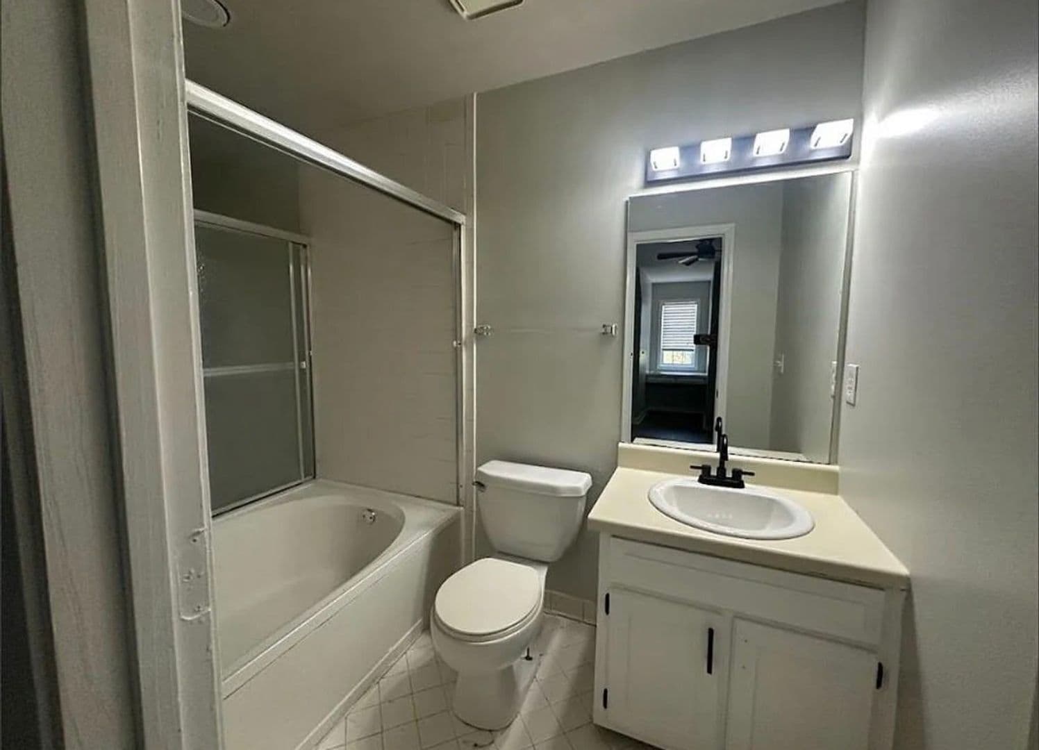 Building Photo - 120 Gentle Doe Dr