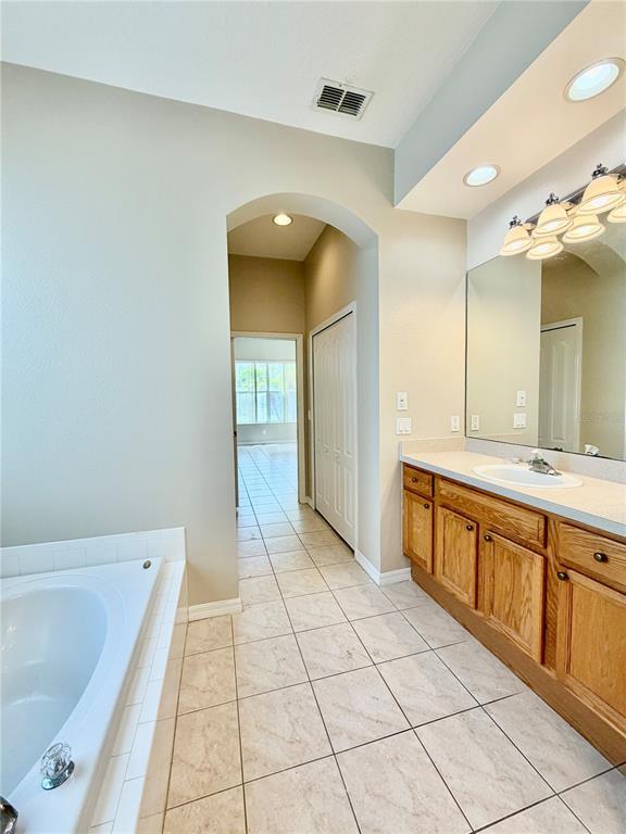 Building Photo - 2708 Wood Pointe Dr