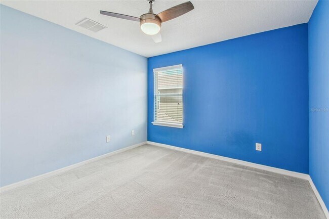 Building Photo - 12320 Fairlawn Dr