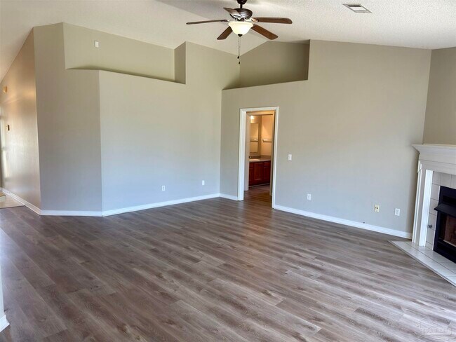 Building Photo - 4033 Maltese Way