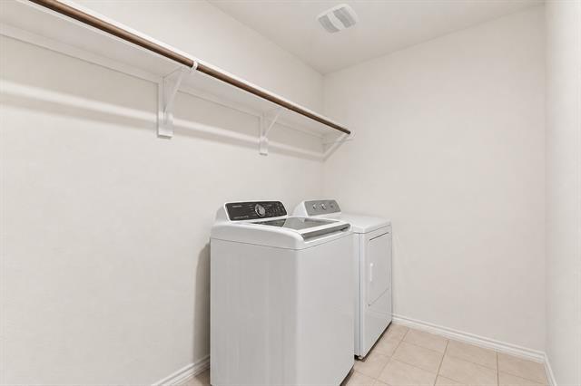 Building Photo - 3319 Everly Dr