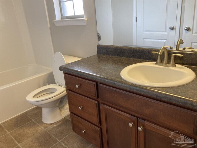 Building Photo - 8770 Kennedy Dr