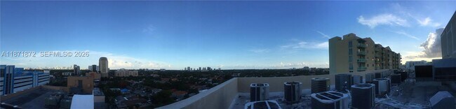 Building Photo - 3410 Coral Wy