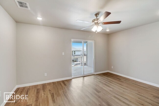 Building Photo - 1208 Bronze Ln