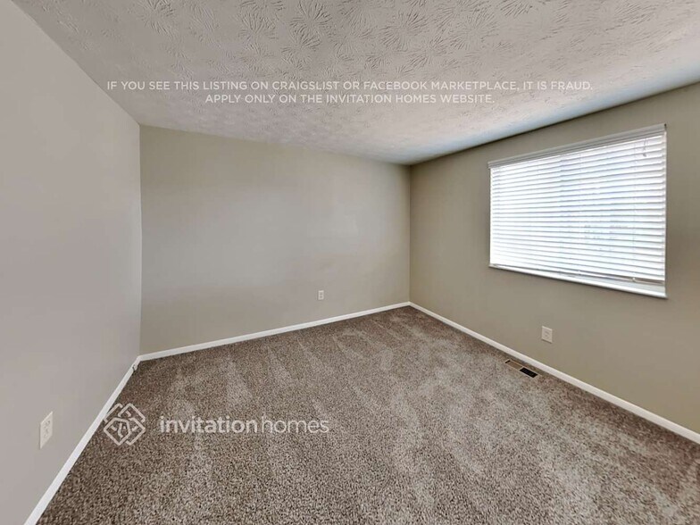 Building Photo - 4669 S Landing Dr