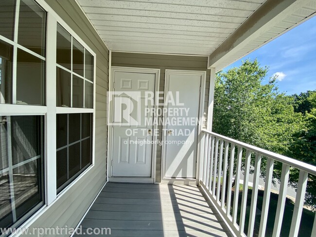 Building Photo - *Move In Special* Deacon Ridge Gated Commu...