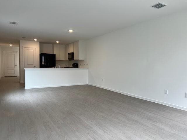 Building Photo - 1038 Raintree Rd