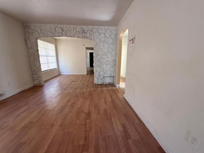 Building Photo - 229 Candler Ave