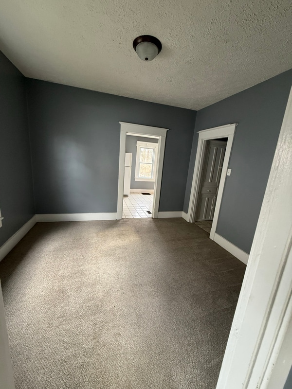 Building Photo - 1102 S 7th St