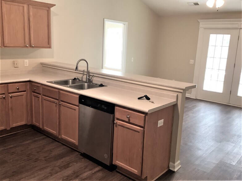 Building Photo - 132 Stonewalk Dr