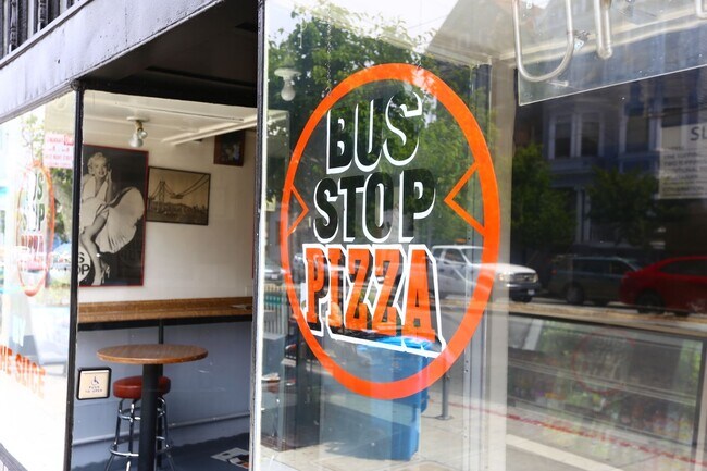 Building Photo - 226-230 Scott St