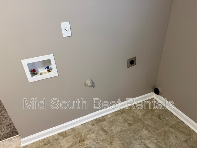 Building Photo - 2616 Deadrick Ave