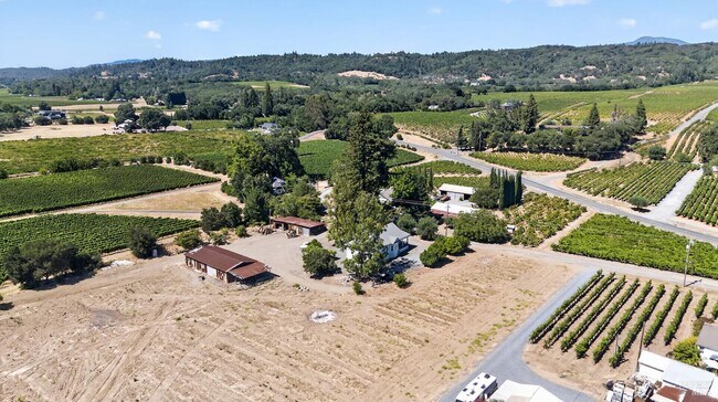 Building Photo - 4980 Dry Creek Rd