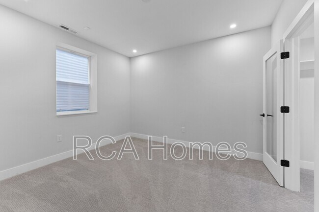 Building Photo - 1517 Marlowe Ave