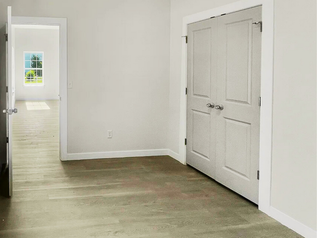 Building Photo - Sleek & Spacious 3-Bedroom Duplex Near Dow...