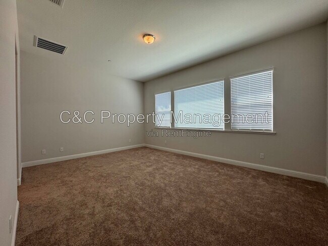 Building Photo - 3027 Andesite Dr