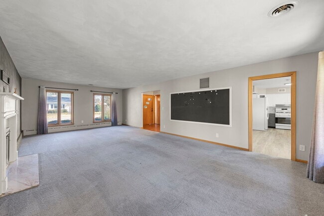 Building Photo - 175 S Harrison Ave