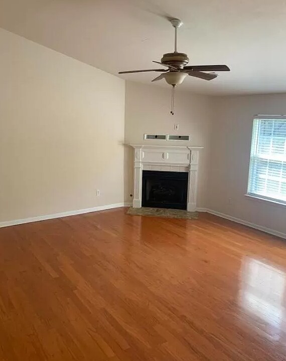 Building Photo - Charming 3 Bedroom Home in Simpsonville, S...
